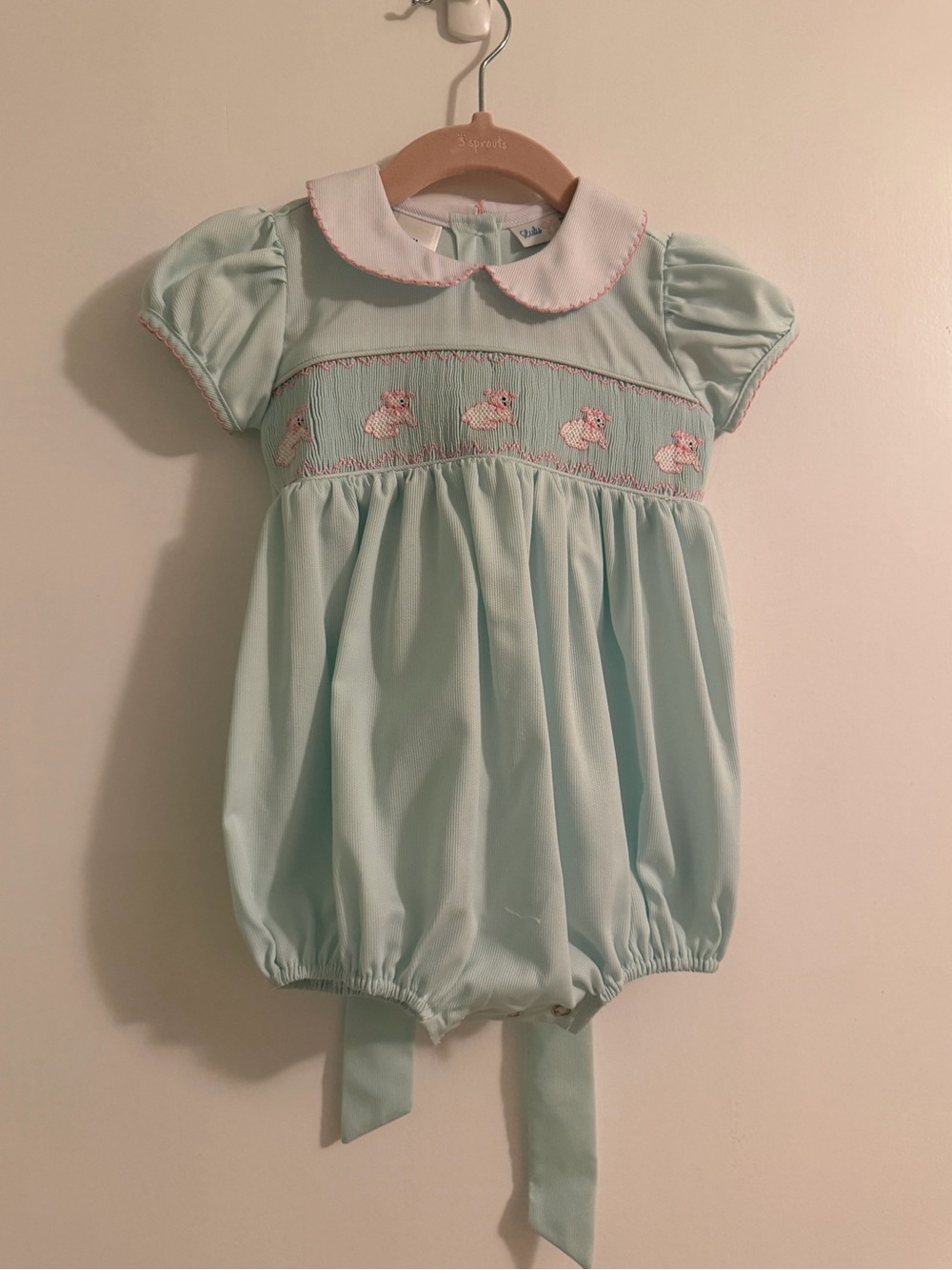 NWOT Luli Bebé Smocked Bubble Romper
